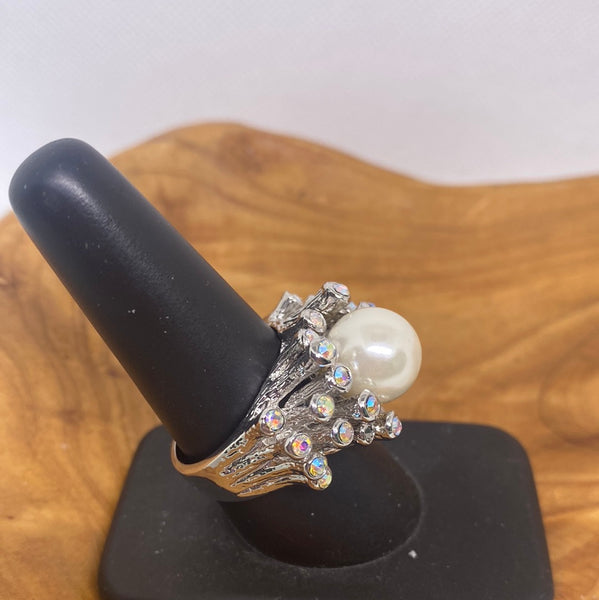 Pearl with Crystals Ring