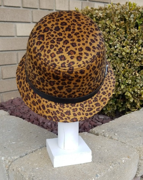 Vintage Inspired Cloche Leopard Print Camel Hat