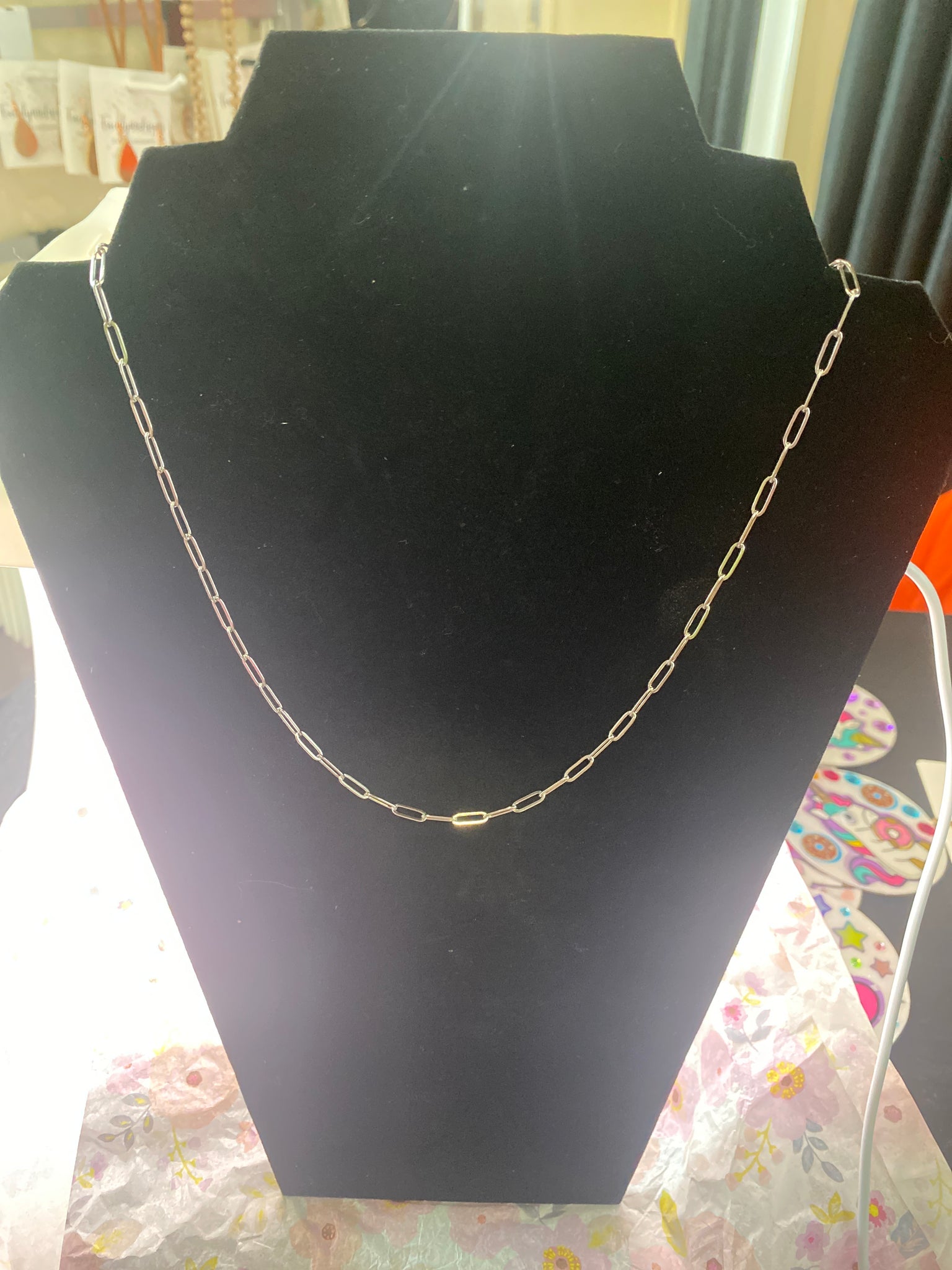 18 Inch Silver Tone Paper Clip Necklace