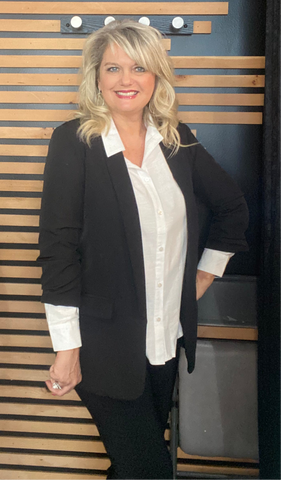 Black Blazer with Ruched Sleeves Front Pockets