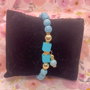 Turquoise Round Stretch Bracelet w Blue Square Stones