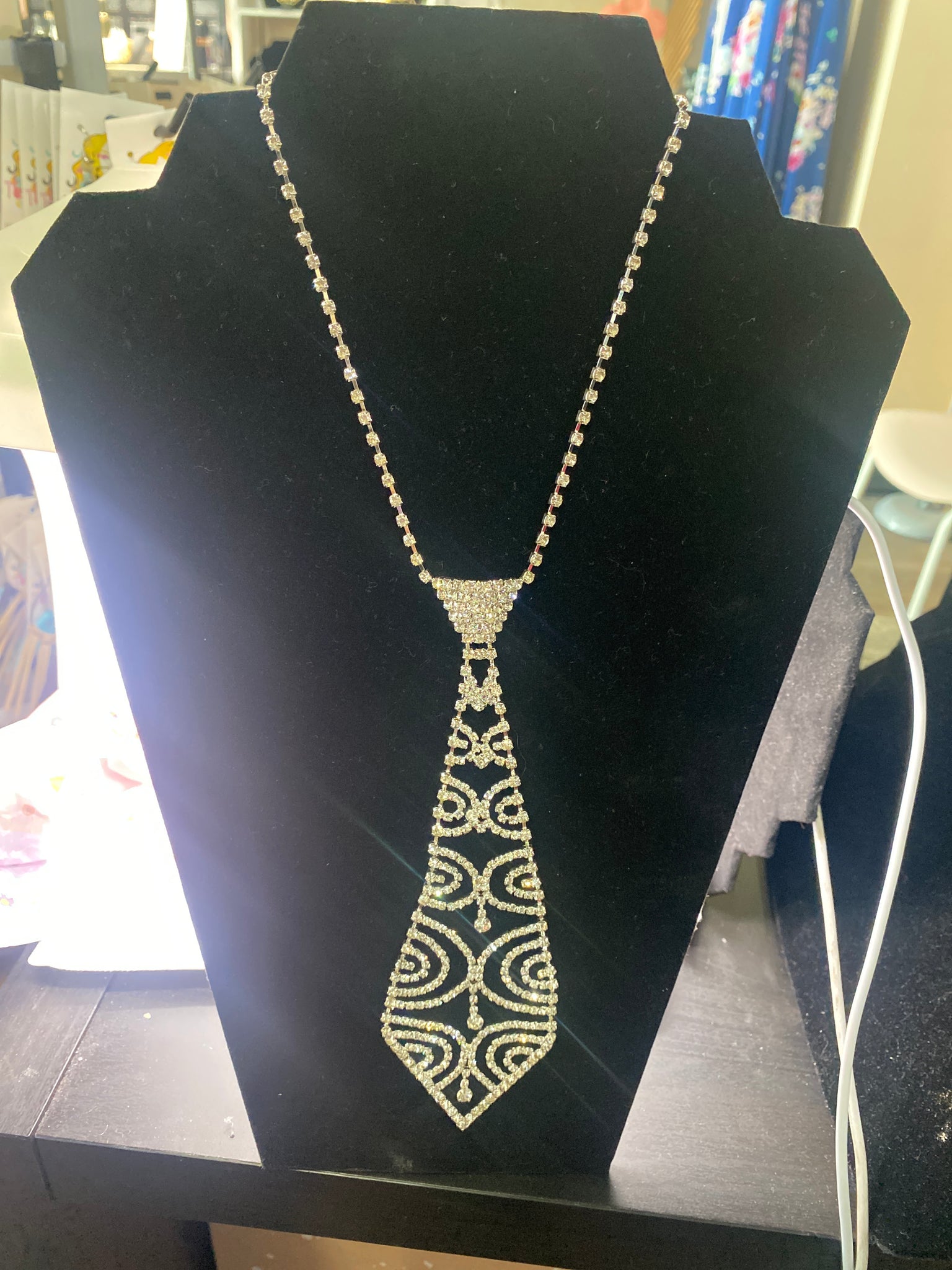 Crystal Rhinestone Scroll Necktie Necklace