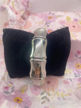 Chunky Silver Tone Hinged Bangle Bracelet