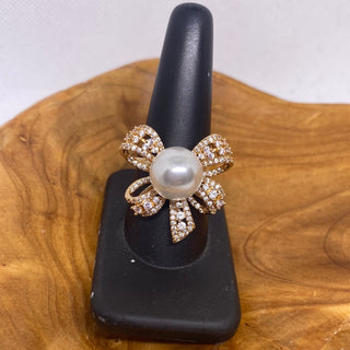 Gold  Tone Bow with Pearl Middle Adjustable Band