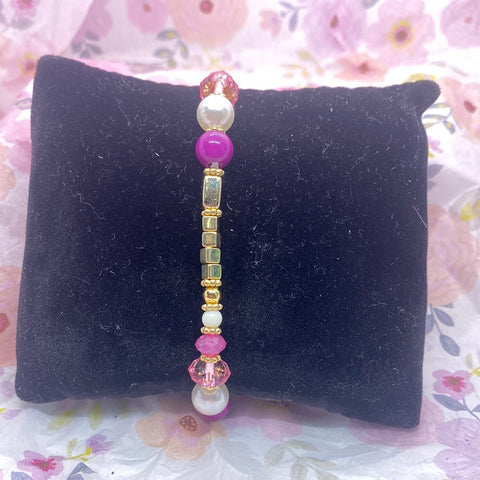 Pink White Purple Round Bead Gold Tone Square Stretch Bracelet