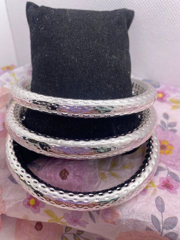 Silver Hammered Metal Bangle Bracelet