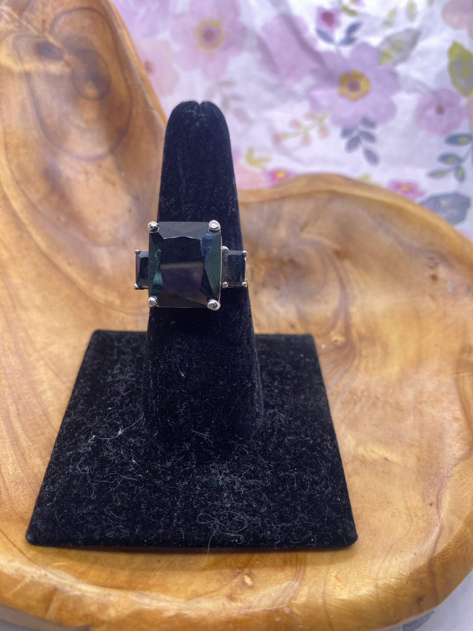 Black Stone Ring Sz 8