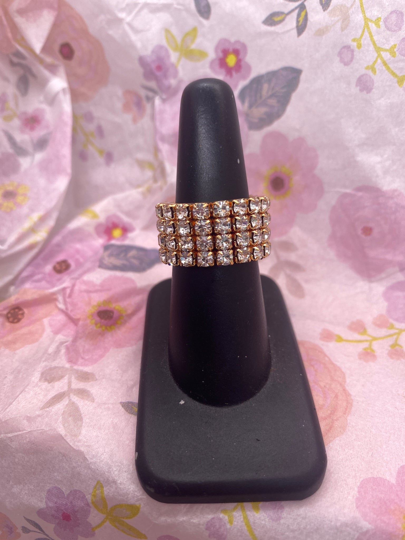 Five Row Rhinestone Band Stretch Ring Gold Tone