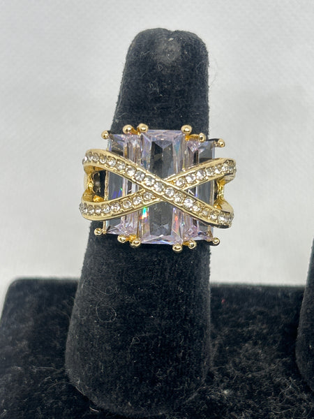Light Purple Gold Tone Stretch Ring