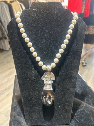 Pearl Pendant Statement Necklace