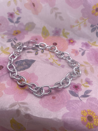 7 inch Silver Tone Chain Link Bracelet