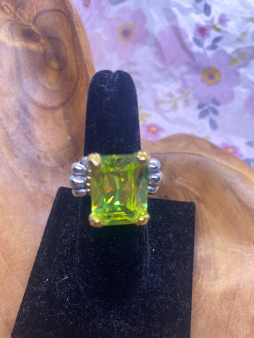 Sterling Silver .925 Peridot Ring