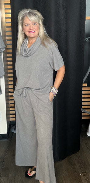 Relaxed Wide Leg Jogger Pants Grey