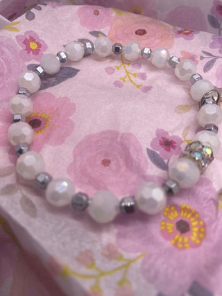 White Rondelle Shiny Bead Silver Accent Stretch Bracelet