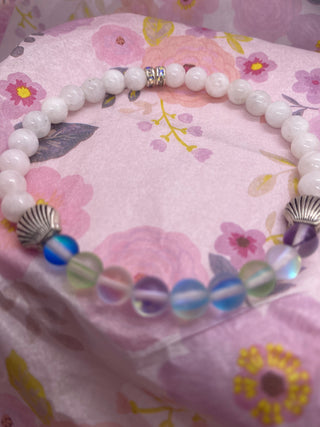 White Silver Shells Moon Stones Stretch Bracelet