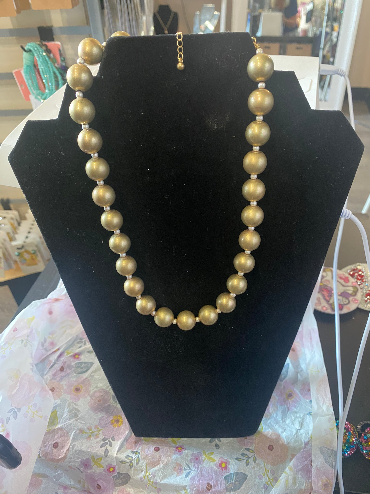 Gold Tone Bauble Choker Necklace