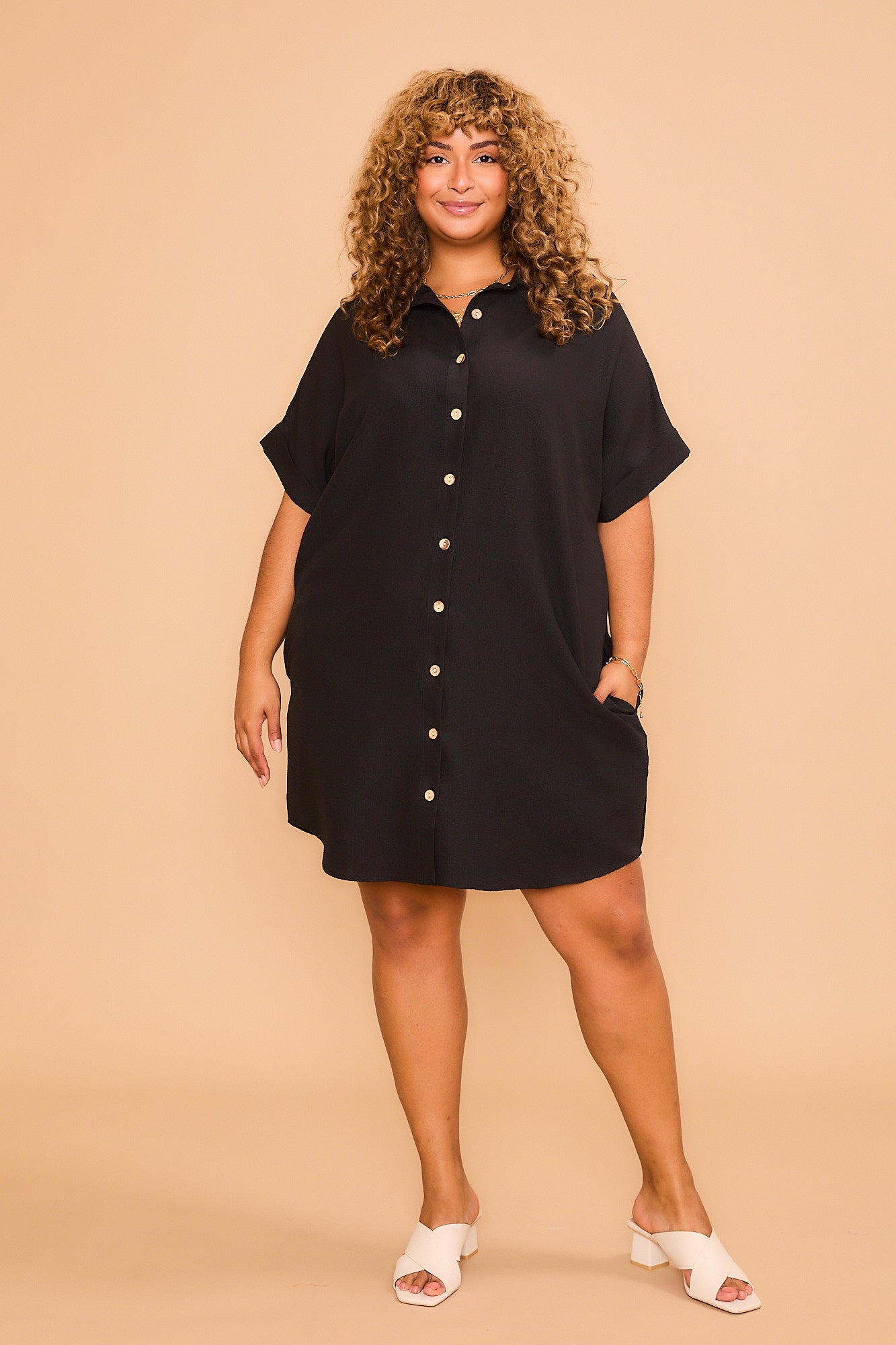 Short Sleeve Button Down Dress w Pockets