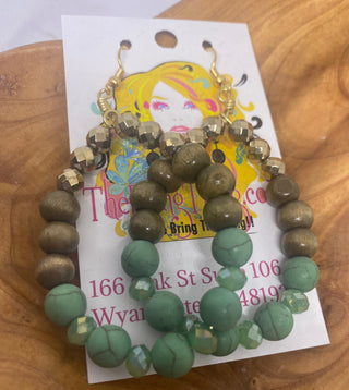 Custom Green Gold Loop Earrings
