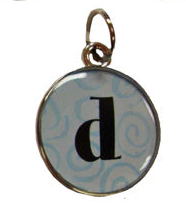 Ganz Round  D Initial Charm