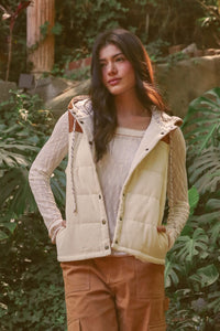 Sleeveless Puffer Vest with Snap Pockets