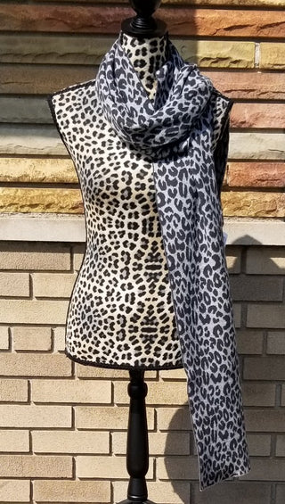 Luxurious Black Grey Leopard Print Winter Scarf