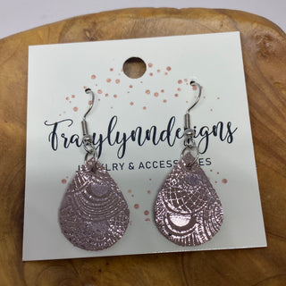Small Bronze Sea Shell Leather Earrings