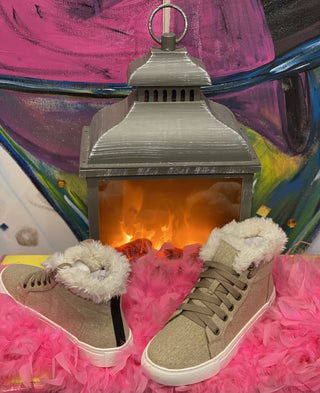 High Top Lace Up Shoe Boot Templin Faux Fur Detail