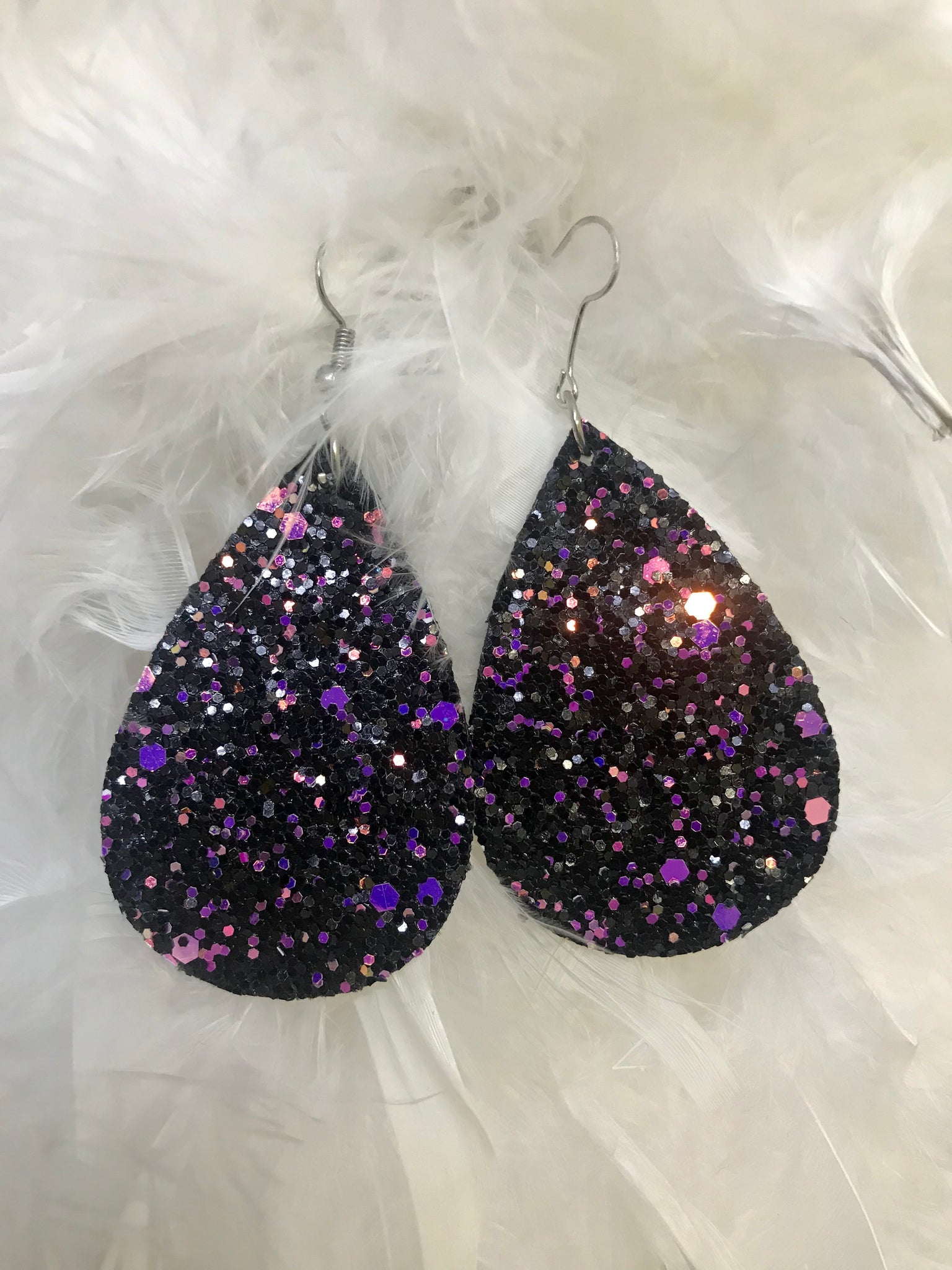 Glitter Teardrop Leather Earrings Purple