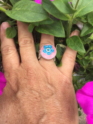 Peach Base Turquoise Flower Snap
