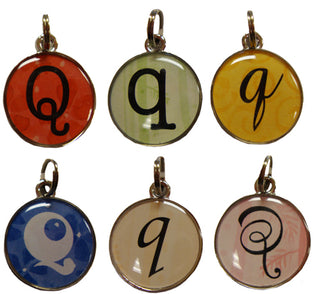 Ganz Round  Q Initial Charm